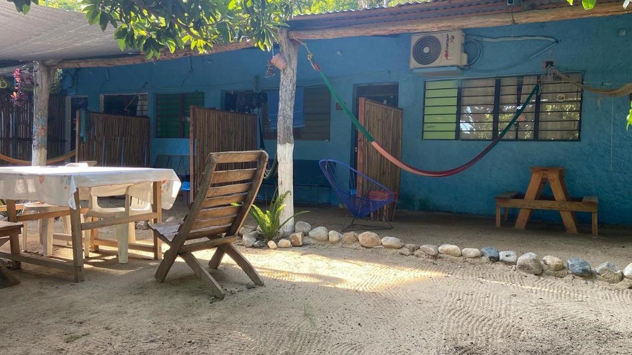 Ola Perfecta Hostel Barra de la Cruz Exteriör bild